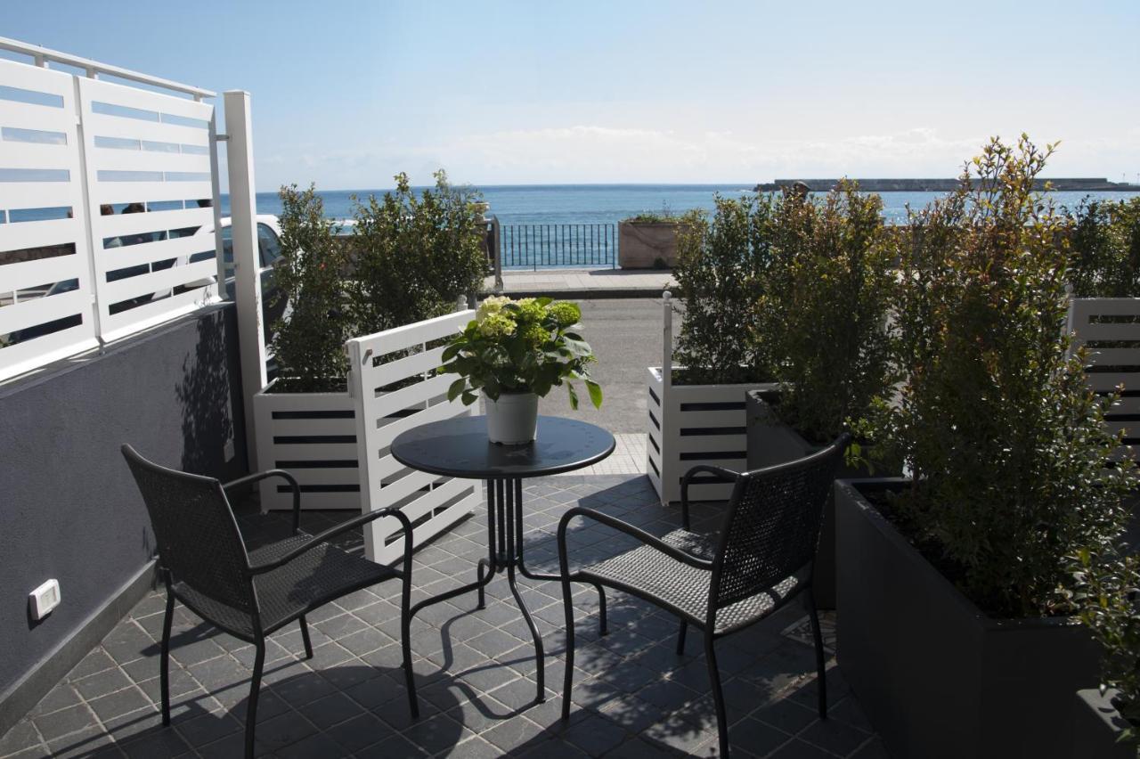Ag Luxury Rooms Giardini Naxos Exteriör bild