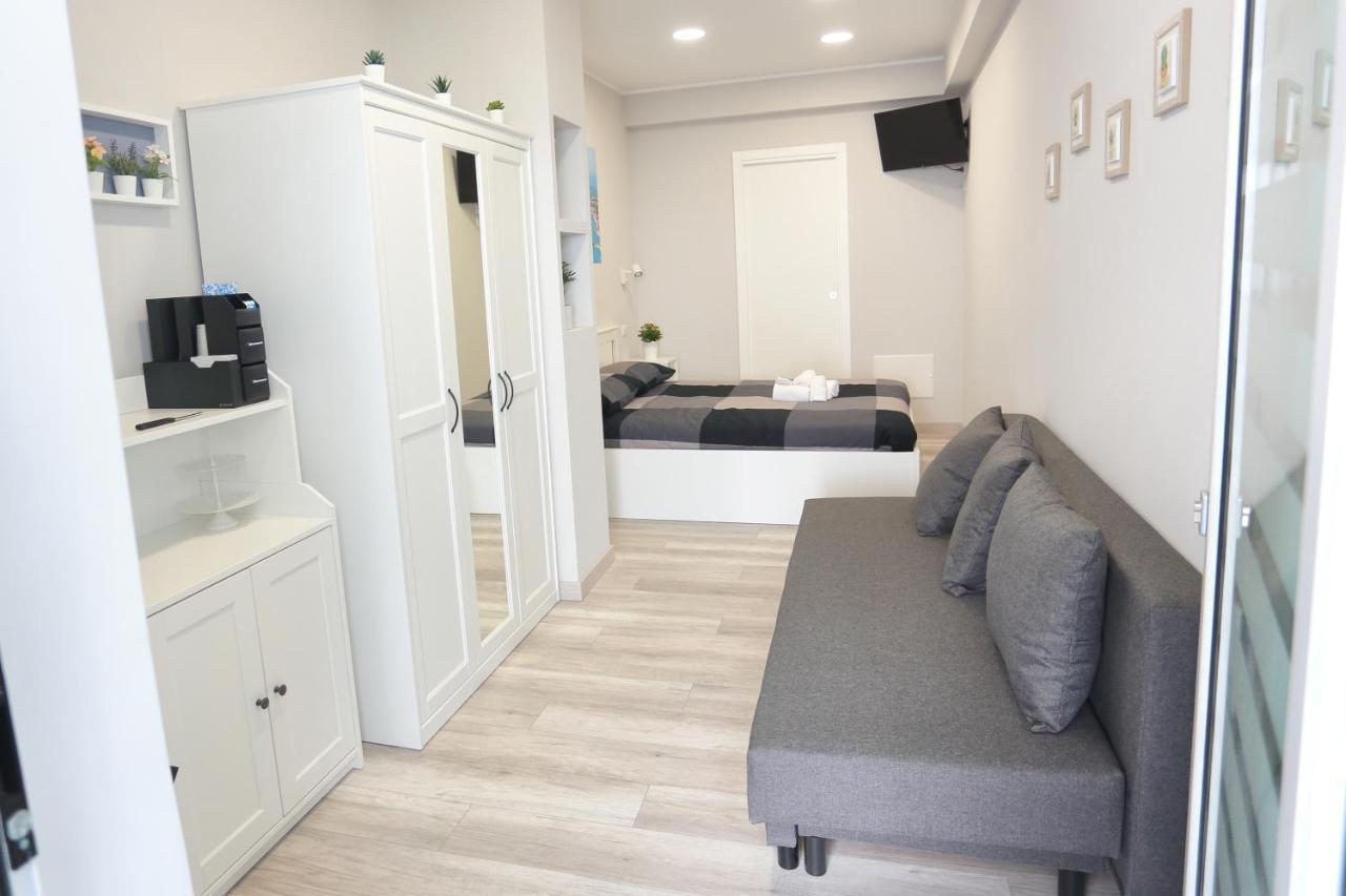 Ag Luxury Rooms Giardini Naxos Exteriör bild