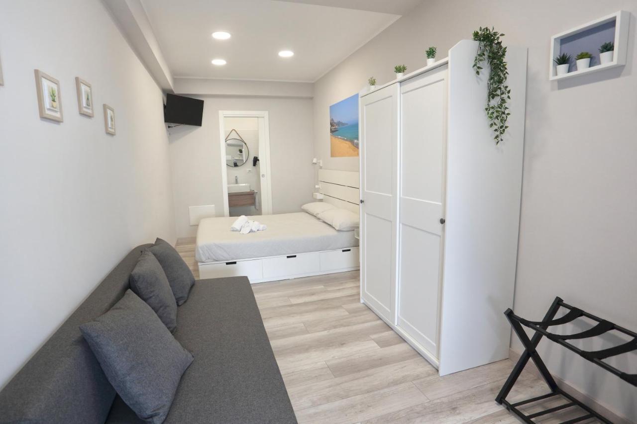 Ag Luxury Rooms Giardini Naxos Exteriör bild