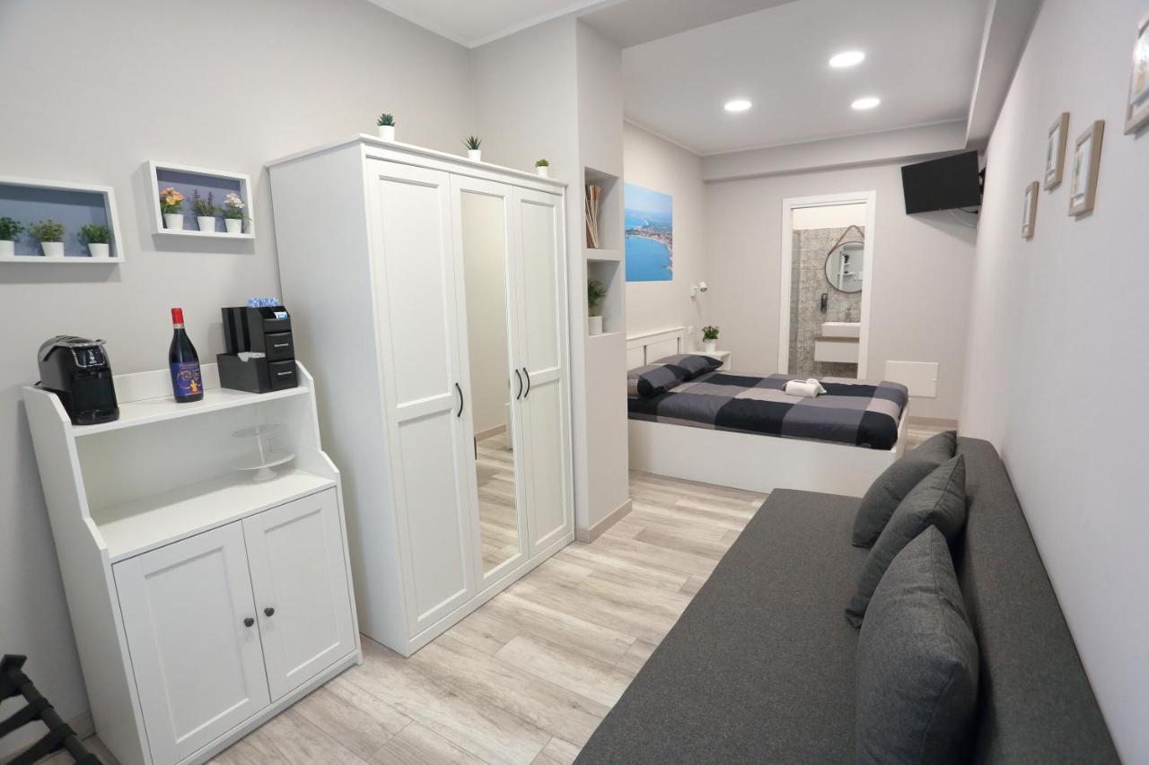 Ag Luxury Rooms Giardini Naxos Exteriör bild